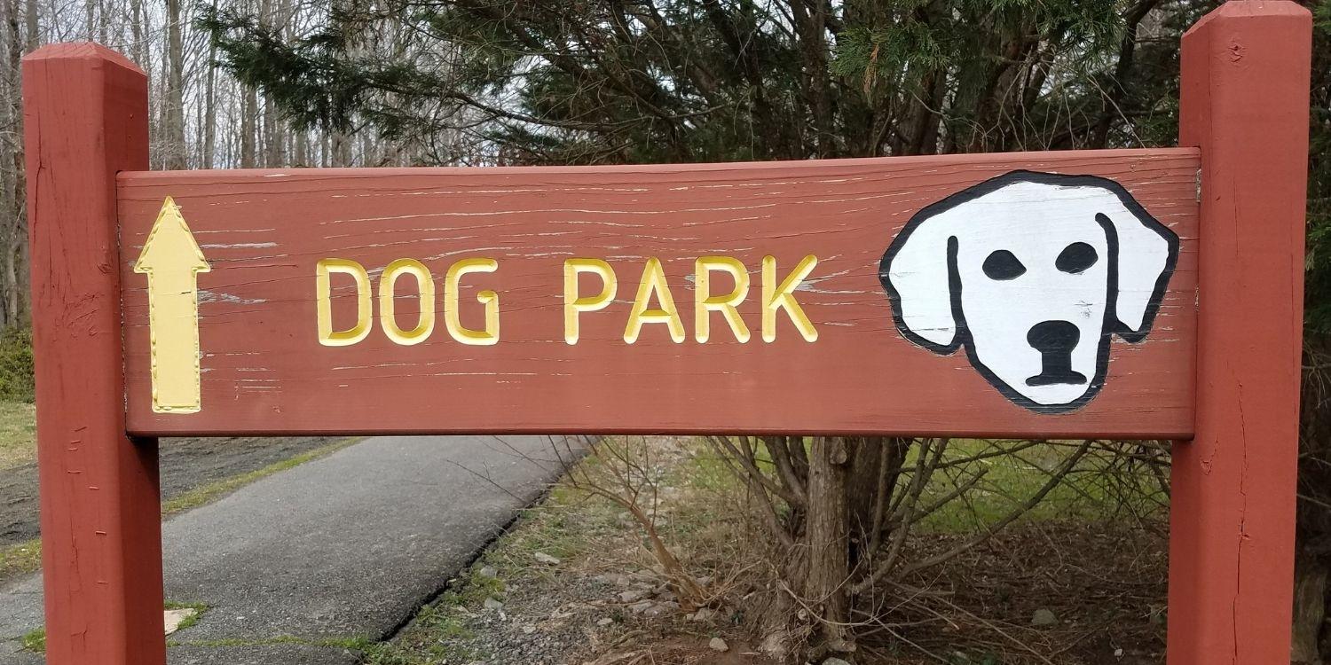 A guide to dog park etiquette for first-time pet parents. Make sure you and your dog are ready for the dog park!